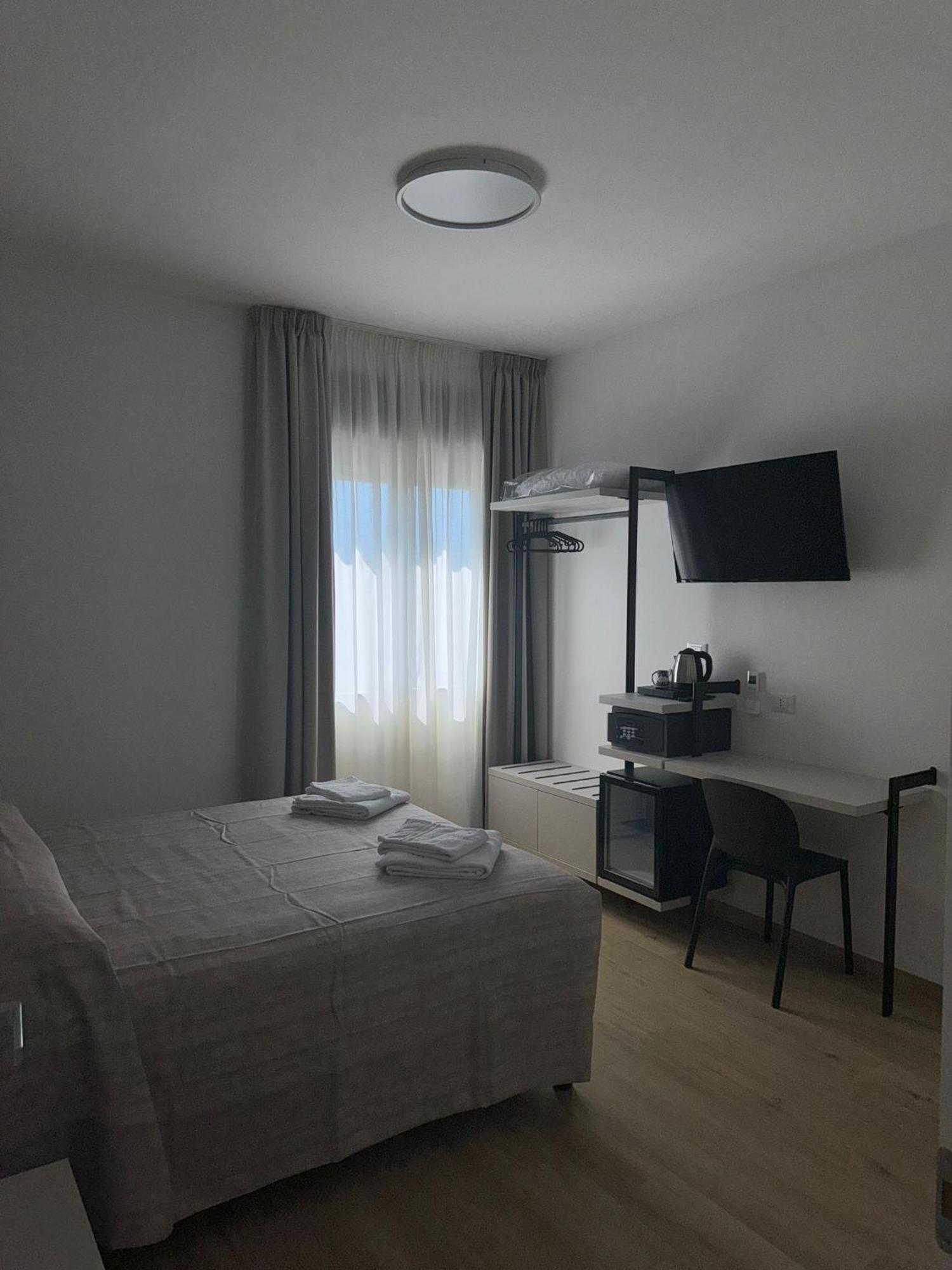 Guest House Al Porto Civitavecchia Bagian luar foto